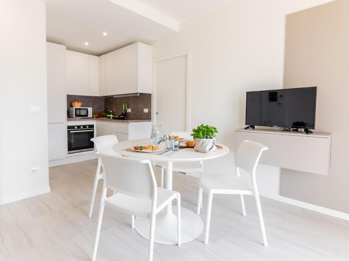 Apartamento Michelangelo With Swimming Pool And Terrace Borghetto Santo Spirito Exterior foto
